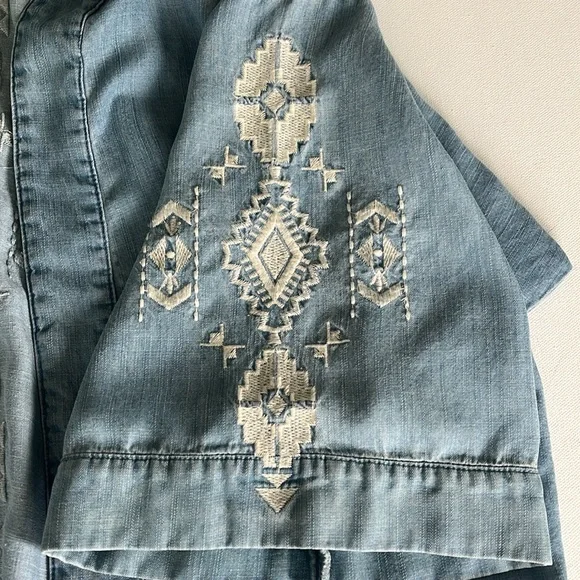 Embroidered Denim Duster with Cross Design - Picture 6 of 8